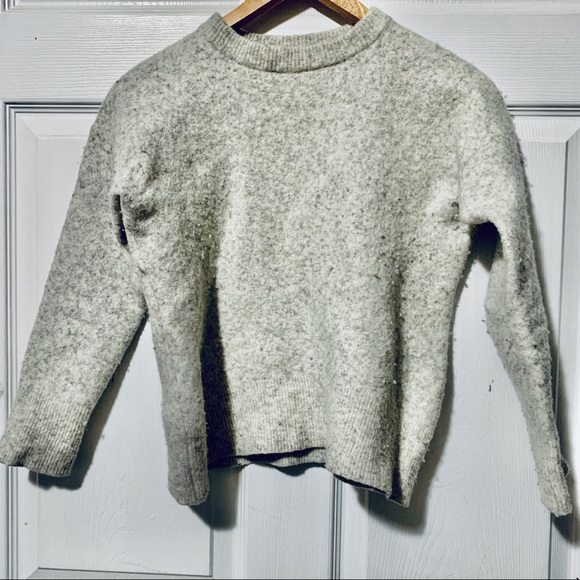 Aritzia Sweaters - 💎3/$20 Aritzia Community Wool Sweater
